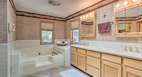 Riverside Retreat in Catskill Mountains with Pool, Hot Tub & Game Room - Image 2