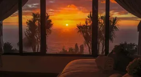 Green OceanView Relaxing Cottage - Image 3