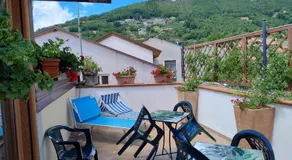 Hakuna Matata tra sentieri attico con terrazza - Image 5