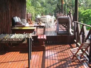Old Vic Travellers Inn Nelspruit - Image 2