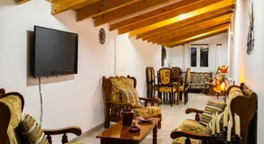 Ariadne's Retreat - Image 5