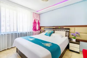 Yilin Xianghe Hotel (Dalian Railway Station Branch) - Image 2