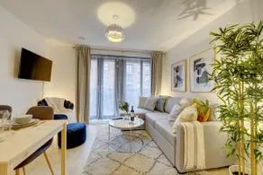 Lovely Flat in Kiln Close with Free Parking - Image 3