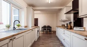 Mid Street Retreat, Steps from the Beach, Whitehaven - Image 5