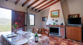Casa Madrona Periana by Ruralidays - Image 4