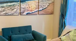 Spacious 4BR Near Subway, Sleeps 8per Easy Access to Downtown Boston - Image 4