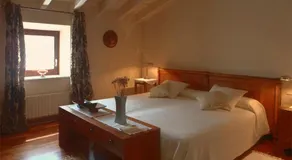 Lyxigt restaurerad bondgård nära Girona i hjärtat av Catalunya - Image 2