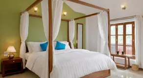 Skylark Resort - Image 2