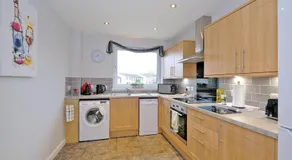 Caledonia Newhills Apartment - Image 5