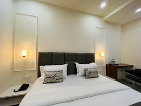 Hotel Frontier Prime - Image 2