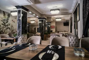 Grand CLOVER Hotel - Image 3