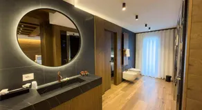 Luxury Mountain Suites - Image 4