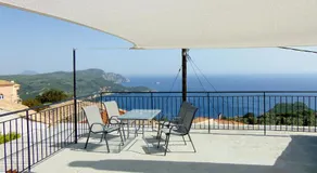 Lakones View House - Image 2