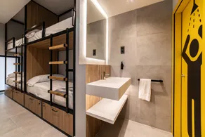 Petit Hostel La Latina - Image 2
