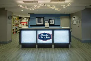 Hampton Inn & Suites Dublin - Image 3