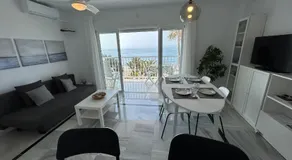 Apartamento en Primera Línea de Playa - Image 3