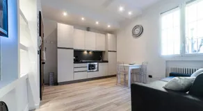 FASHION APARTMENT SILVER Bologna - Image 3