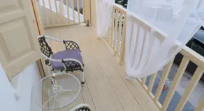 The White Suites - Image 4