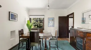Streamliner Art Deco Apartments in Brighton - Image 3
