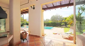 Villa Bogota - Moradia acolhedora com piscina aquecível e BBQ - Image 4