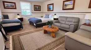 Silwood Apartment fully self contained with Kitchen and Laundry - Image 2