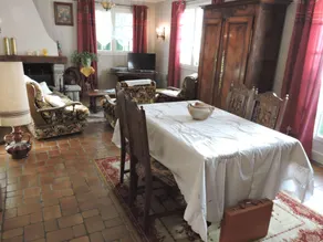 Blissful Holiday Home in Hénansal with Garden - Image 2