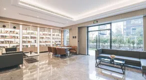 Atour Hotel Shanghai Xianxia - Image 4