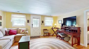 Dreamy Farmhouse - Image 2