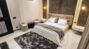 The White Suites - Image 2