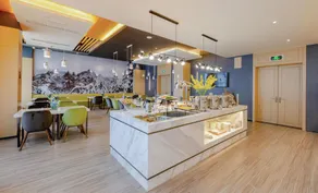 Atour Hotel Tianshui Shoth High-Speed Railway Xihuang Avenue - Image 3