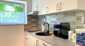 Quiet, green, relaxing place - 2 bedroom apartment - Image 2