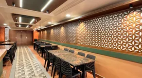 City Palace Hotel - Image 3