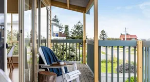 Sunnys Beachhouse - 70 Hargreaves Rd, Middleton - Image 3