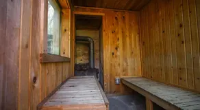 Serene mountain getaway, Hot Tub, Sauna, Lake View, Swim, Fish, Hiking, EV plugin - Image 3