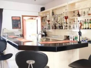Pissouriana hotel Apartments - Image 4