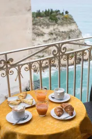 Blu Tropea Maison - Image 4