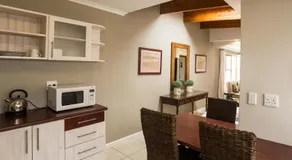 Cornerstone Guesthouse - Image 3