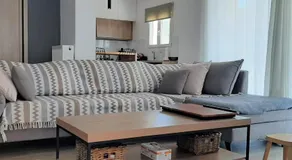 Central Park Apartment - Image 2