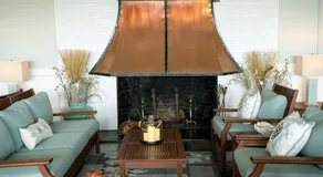 Surf & Sand Beach Motel - Image 2