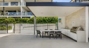 2 Indigo - quality apartment in coveted location 3 Month Rentals - Image 5