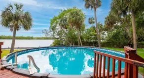 Huge Waterfront Mini-Resort w Gym, Dock & Pool - Image 5