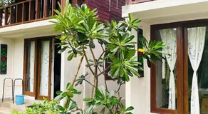 Biru Meno Beach Bungalows - Image 4