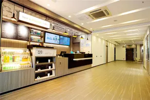 Hanting Hotel Zhengzhou Lvcheng Plaza - Image 4