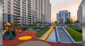 Luxurious 2-Bedroom Apartment with Shared Pool in Gurugram - Image 5