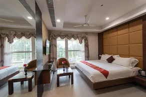 Hotel VLR Residency - Image 2