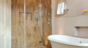 The Black Lion Pub & Boutique Guesthouse - Image 3