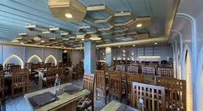 Emroz Kings Resort - Image 3