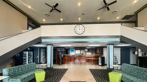 Studio 6 Suites Fremont OH - Image 2