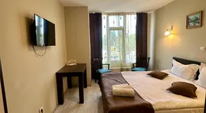 Lion's Hotel - Image 2