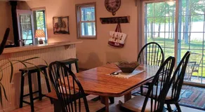 Luck Charlie Lodge home - Image 4